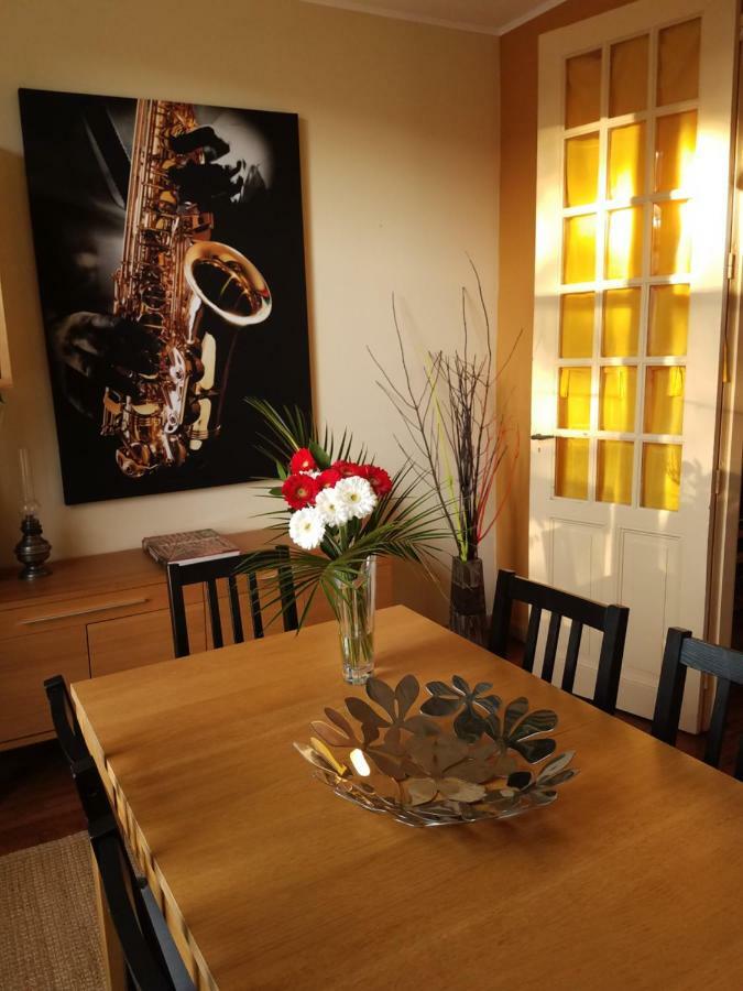 L'Enchantraine - Gite Tout Confort Et Tarif Tout Inclus - Appartement Spacieux Et Accueillant Sur Épinal Esterno foto