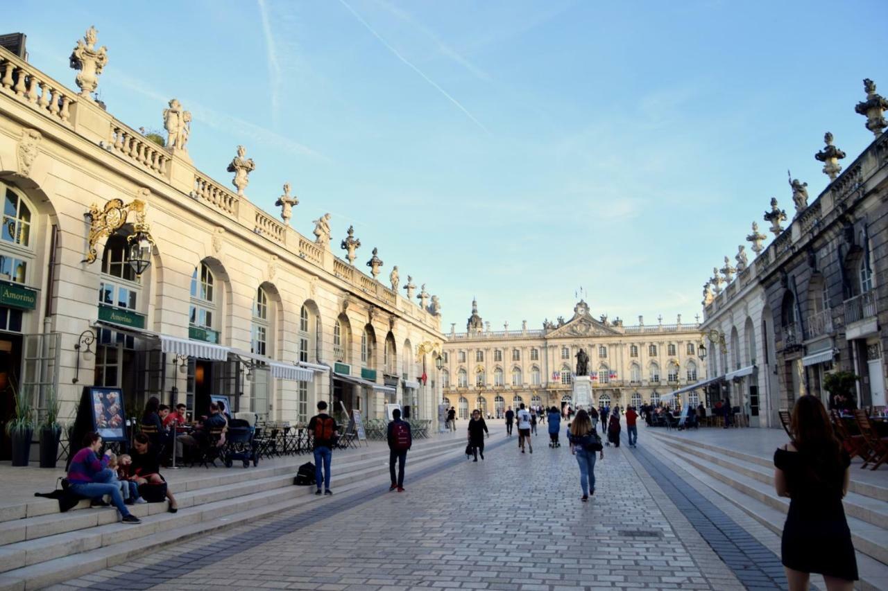 L'Enchantraine - Gite Tout Confort Et Tarif Tout Inclus - Appartement Spacieux Et Accueillant Sur Épinal Esterno foto