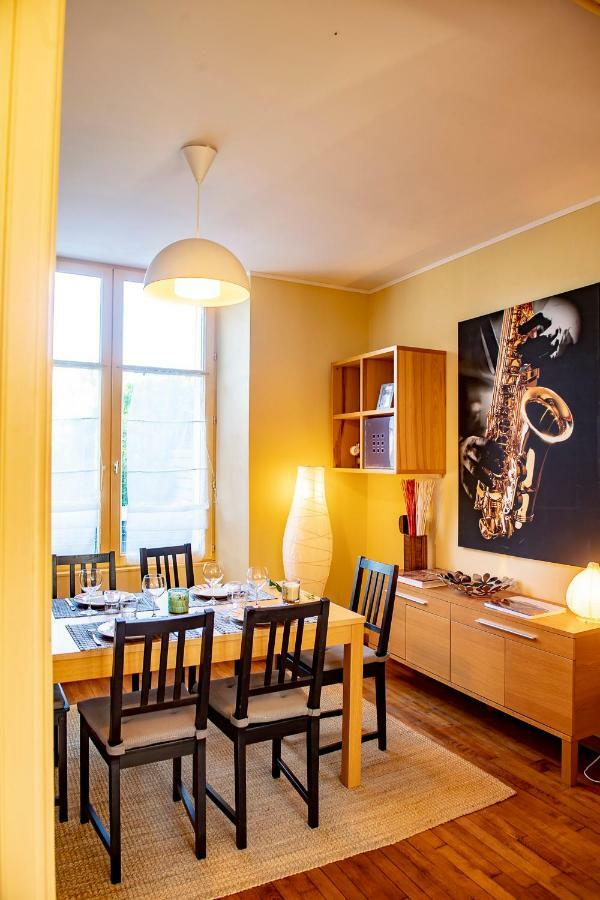L'Enchantraine - Gite Tout Confort Et Tarif Tout Inclus - Appartement Spacieux Et Accueillant Sur Épinal Esterno foto